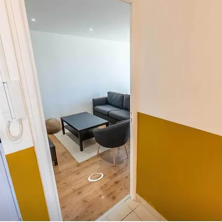 Private In A Shared Flat 8e * Lyon