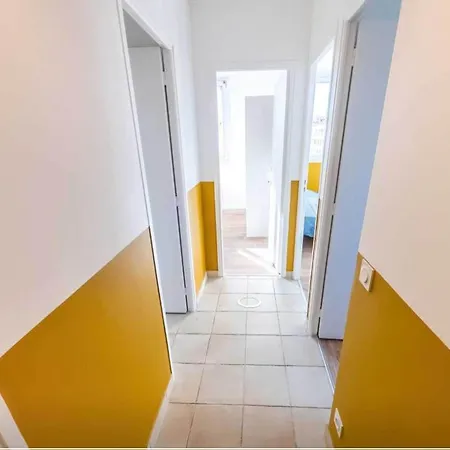 Appartement Private In A Shared Flat 8e