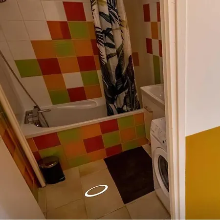 Appartement Private In A Shared Flat 8e *